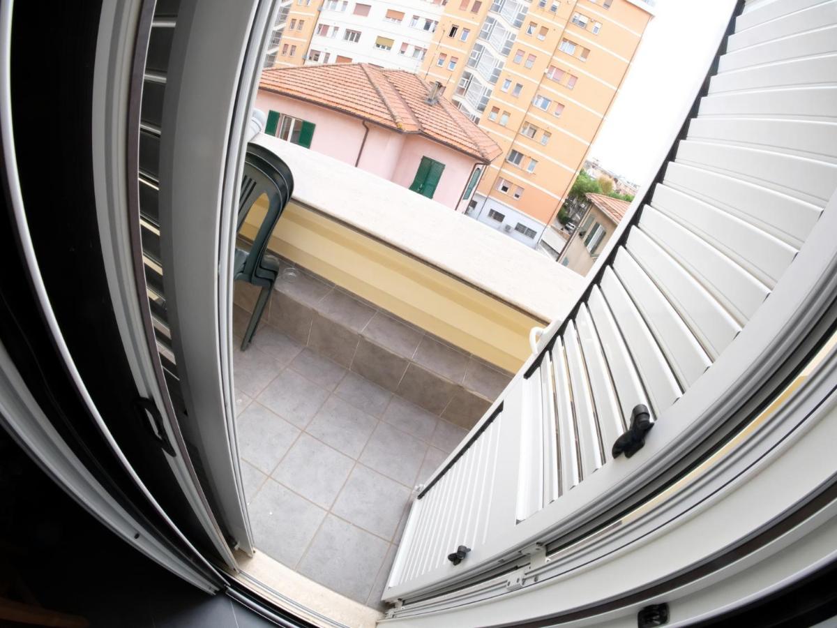 Oasi 83 Hotell San Benedetto del Tronto Exteriör bild