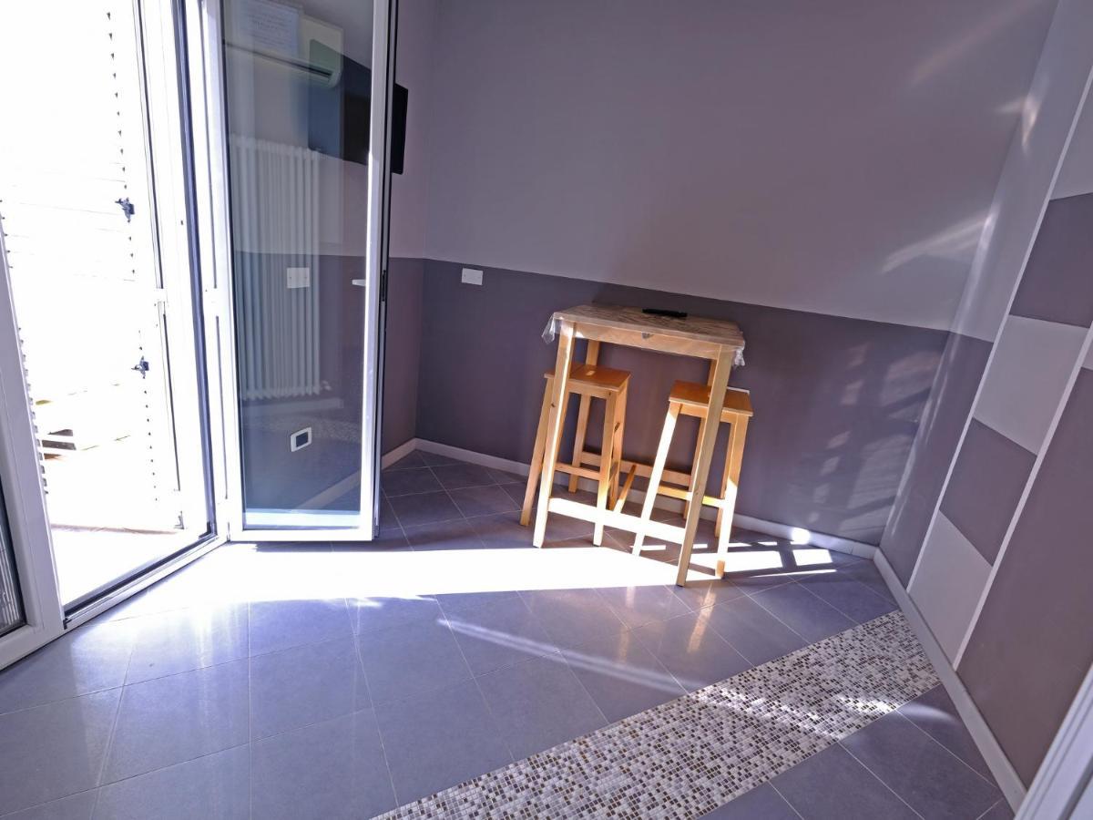 Oasi 83 Hotell San Benedetto del Tronto Exteriör bild